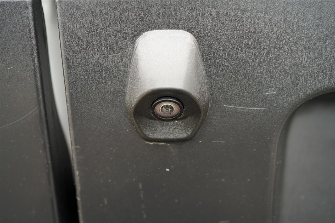 Ford Transit 250 Van Low Roof w/Sliding Pass. 130-in. WB 2020