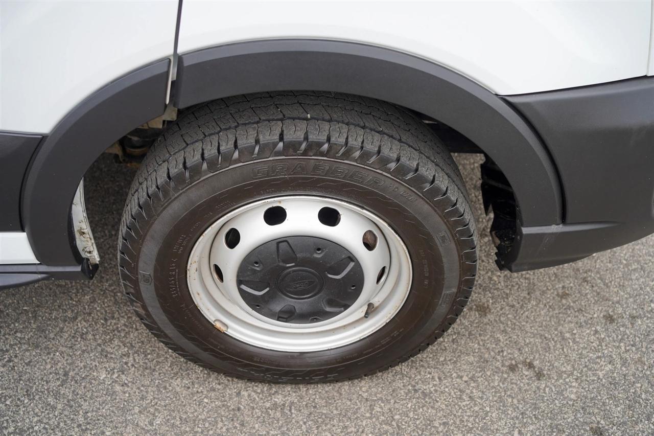 Ford Transit 250 Van Low Roof w/Sliding Pass. 130-in. WB 2020