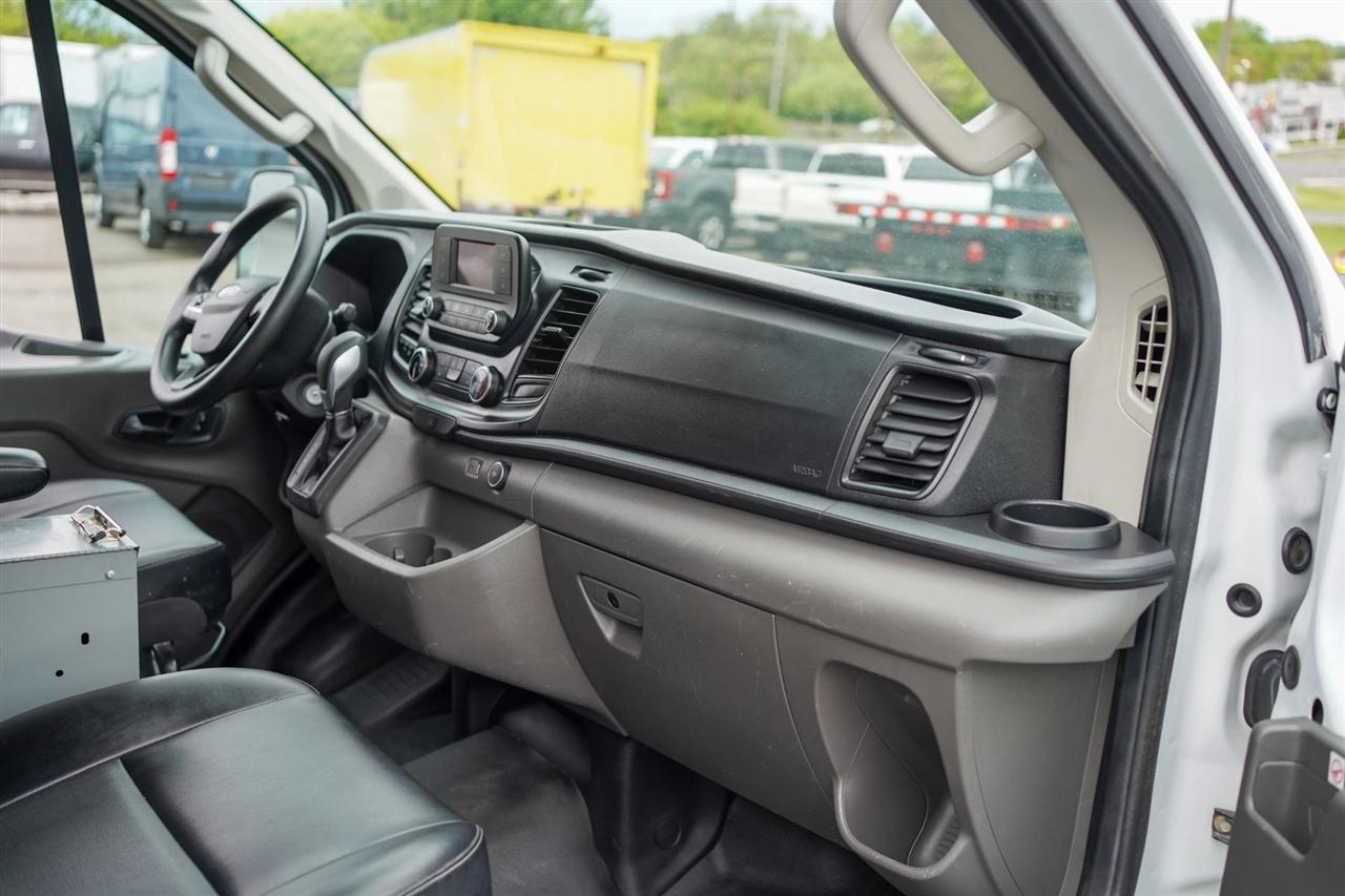 Ford Transit 250 Van Low Roof w/Sliding Pass. 130-in. WB 2020