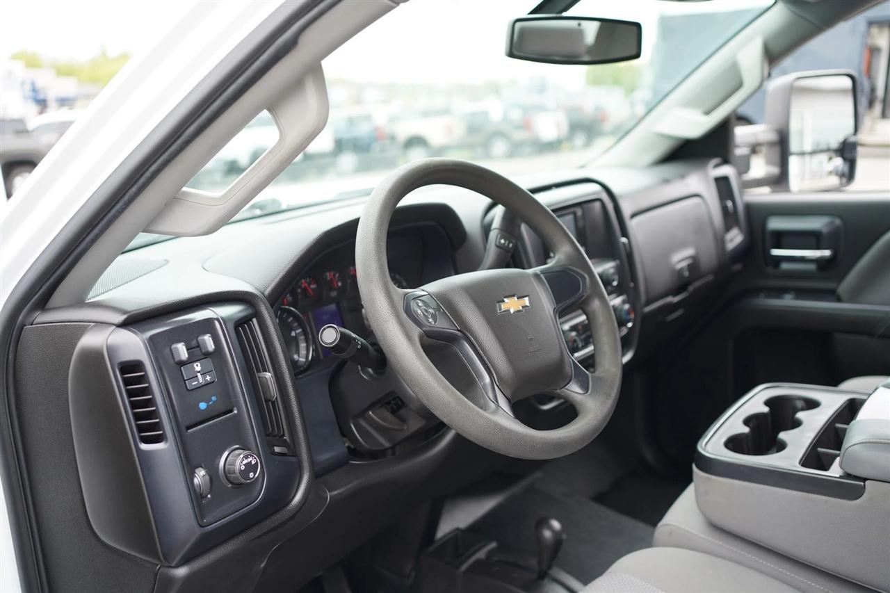 Chevrolet Silverado 2500HD Work Truck Crew Cab 4WD 2015