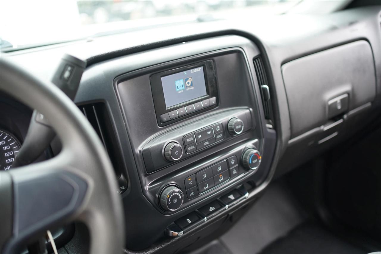 Chevrolet Silverado 2500HD Work Truck Crew Cab 4WD 2015