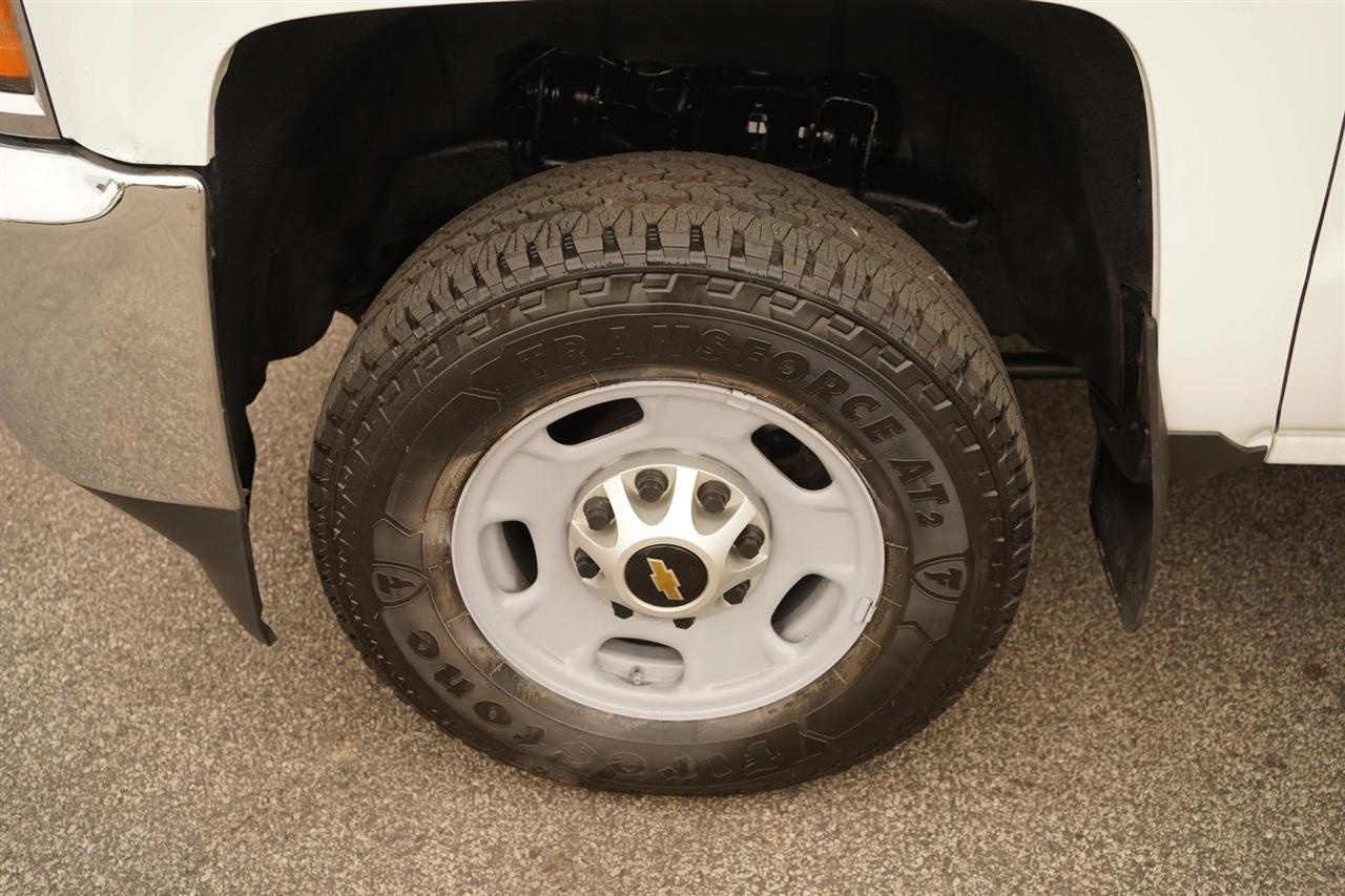 Chevrolet Silverado 2500HD Work Truck Crew Cab 4WD 2015