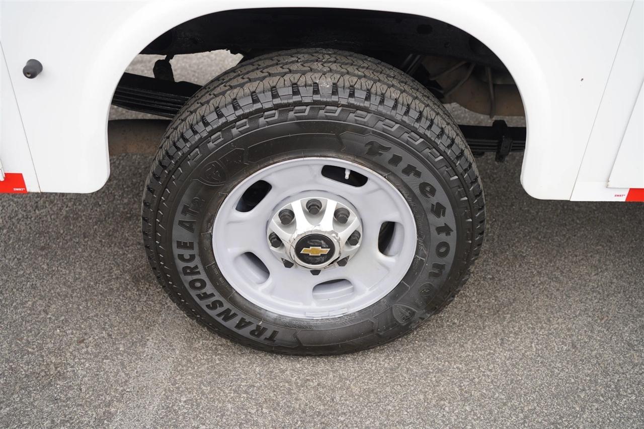 Chevrolet Silverado 2500HD Work Truck Crew Cab 4WD 2015