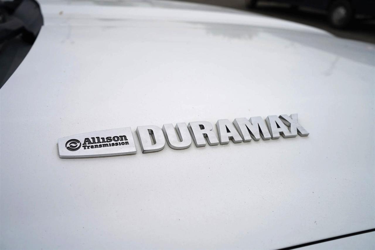 Chevrolet Silverado 2500HD Work Truck Crew Cab 4WD 2015