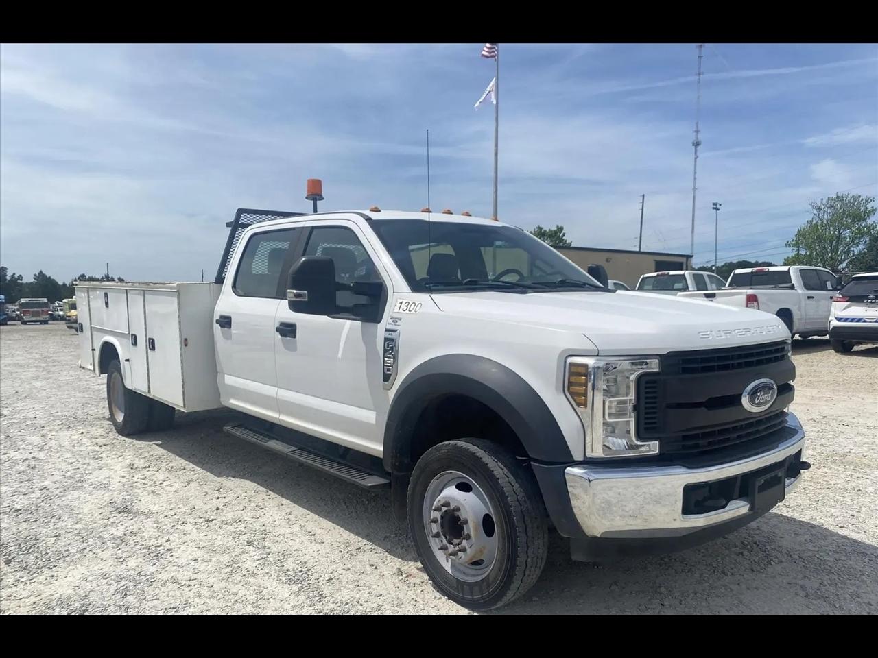 Ford F-450 SD Crew Cab DRW 2WD 2018