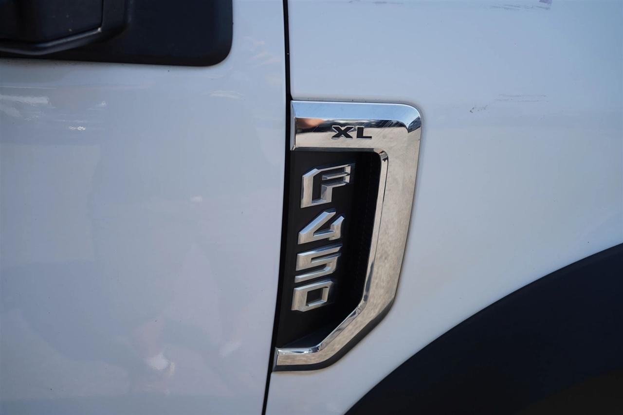 Ford F-450 SD Crew Cab DRW 2WD 2018