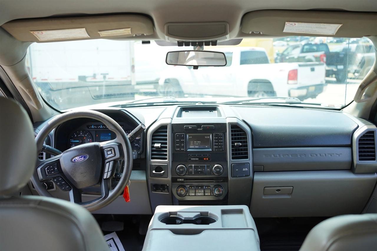 Ford F-450 SD Crew Cab DRW 2WD 2018