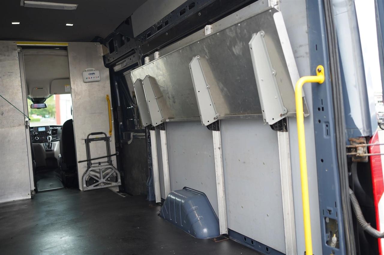 Ford Transit 250 Van High Roof w/Sliding Pass. 148-in. WB EL 2021