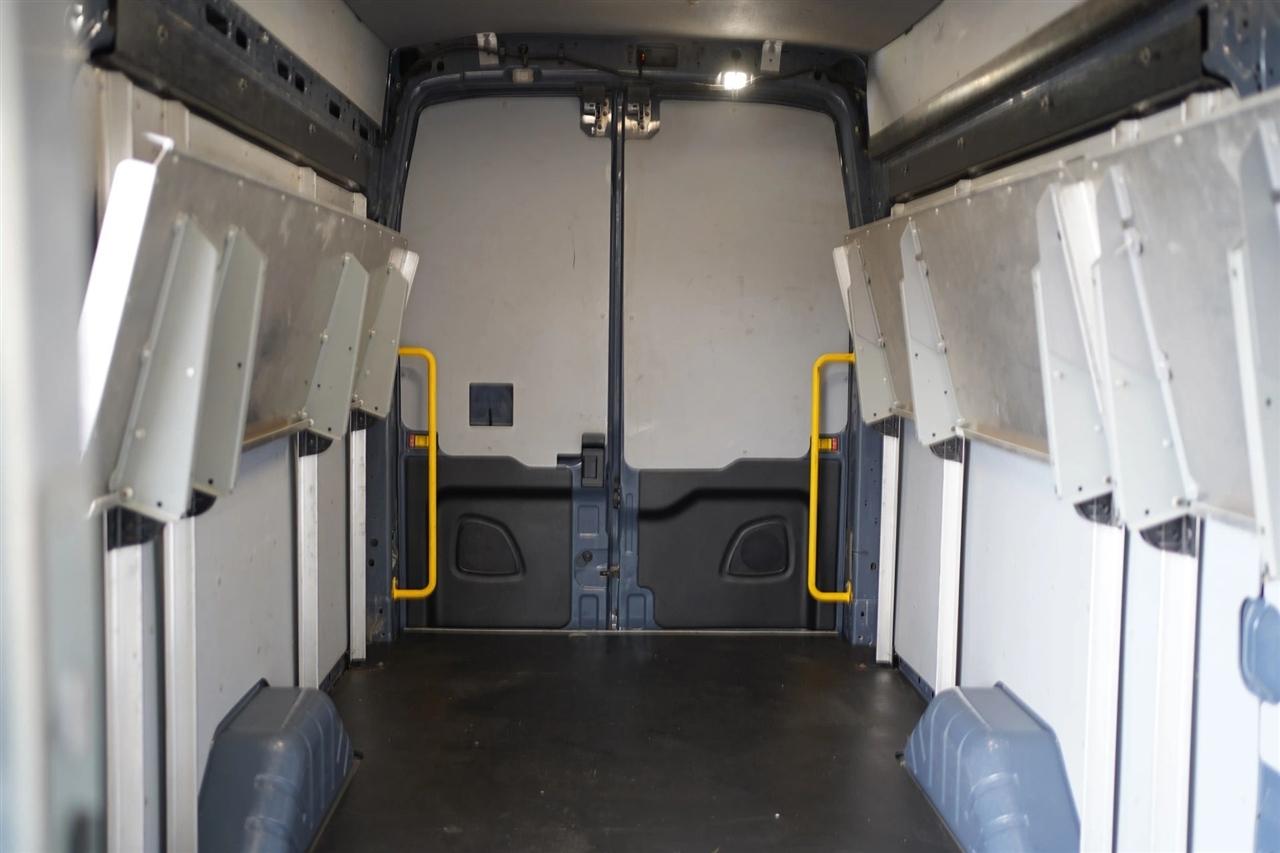 Ford Transit 250 Van High Roof w/Sliding Pass. 148-in. WB EL 2021