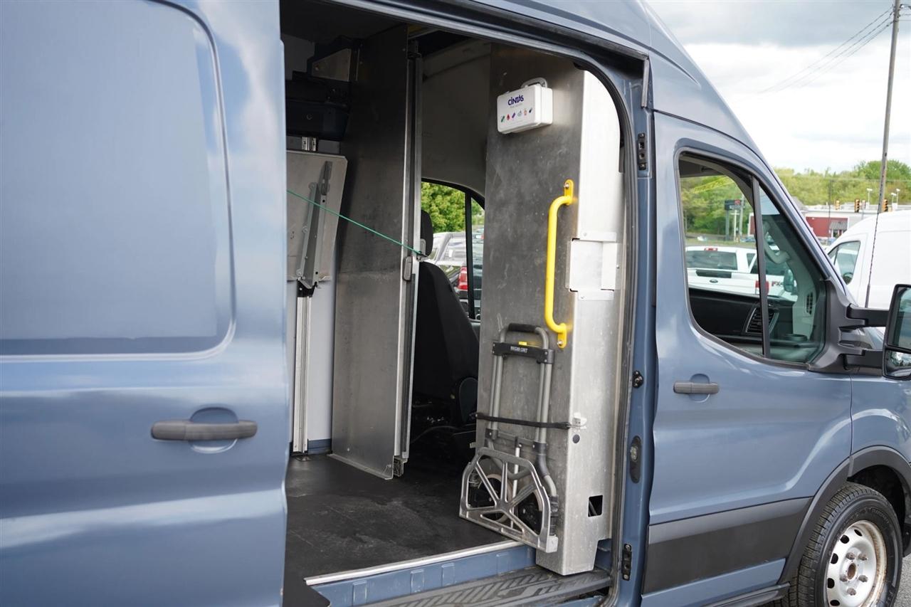 Ford Transit 250 Van High Roof w/Sliding Pass. 148-in. WB EL 2021