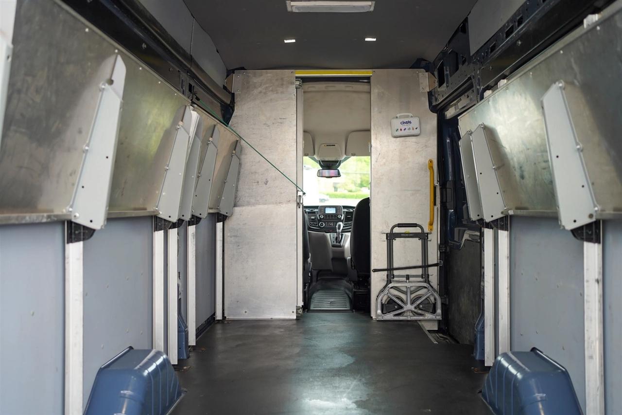Ford Transit 250 Van High Roof w/Sliding Pass. 148-in. WB EL 2021