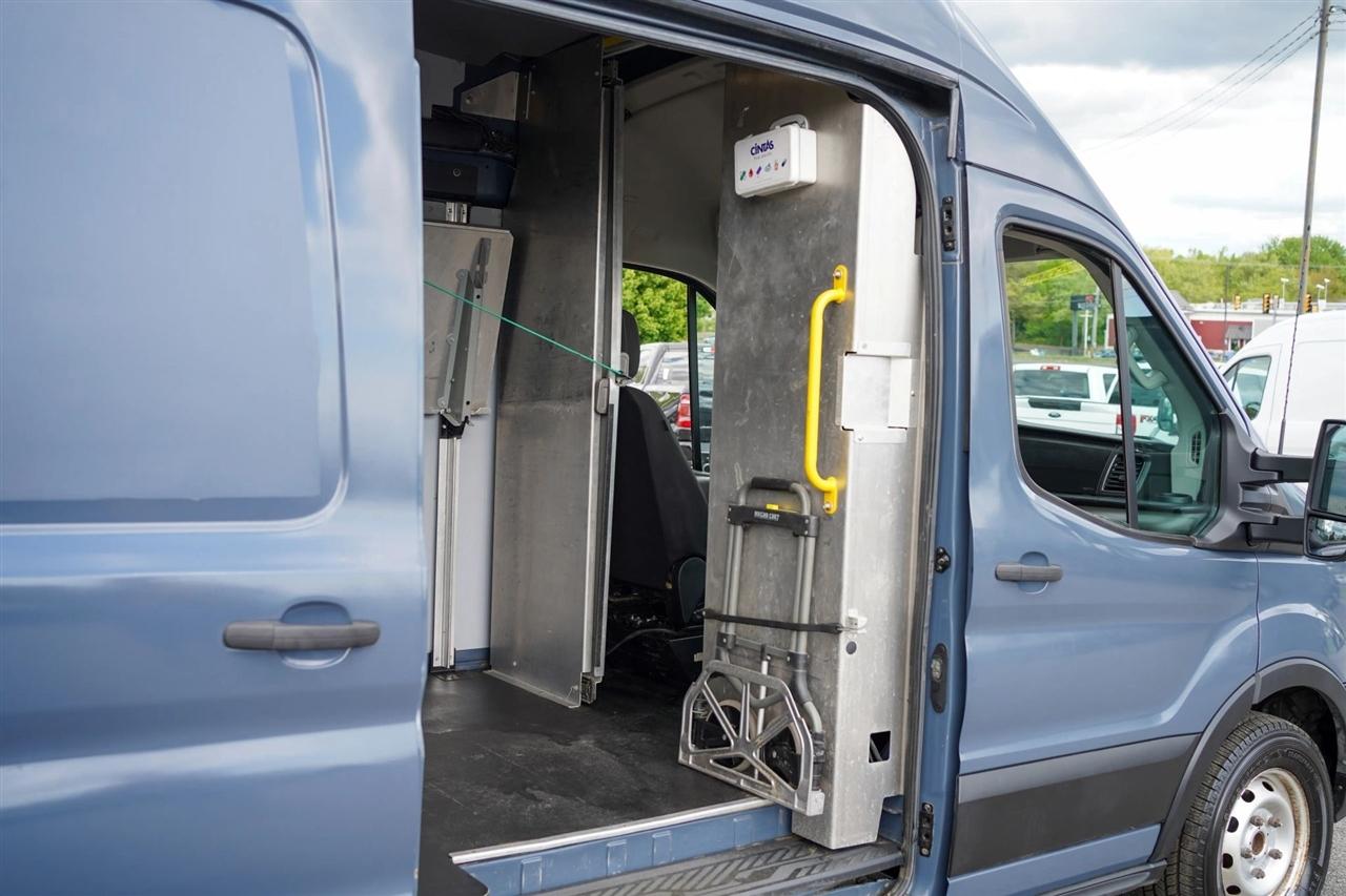 Ford Transit 250 Van High Roof w/Sliding Pass. 148-in. WB EL 2021