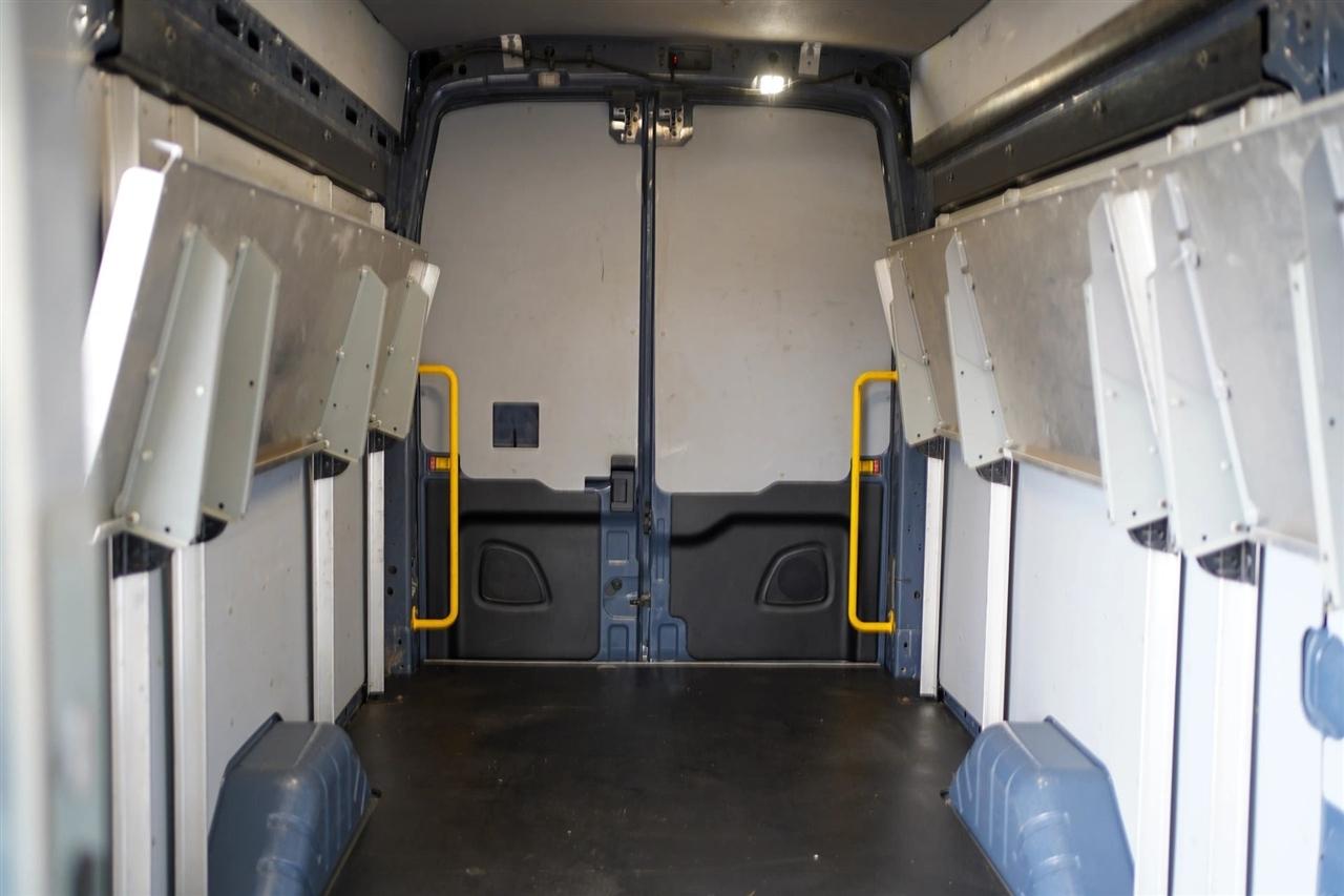 Ford Transit 250 Van High Roof w/Sliding Pass. 148-in. WB EL 2021