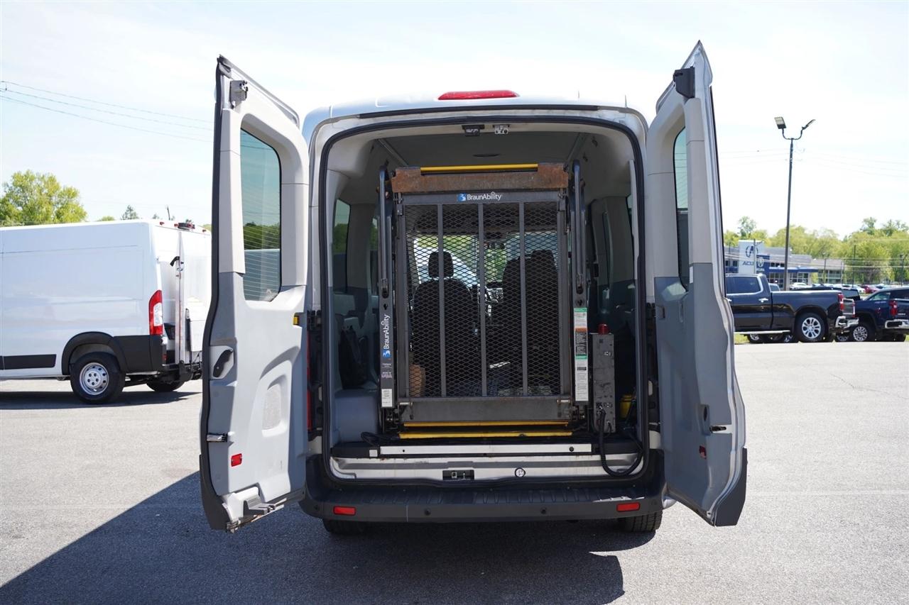 Ford Transit 350 Wagon Med. Roof XL w/Sliding Pass. 148-in. WB 2016