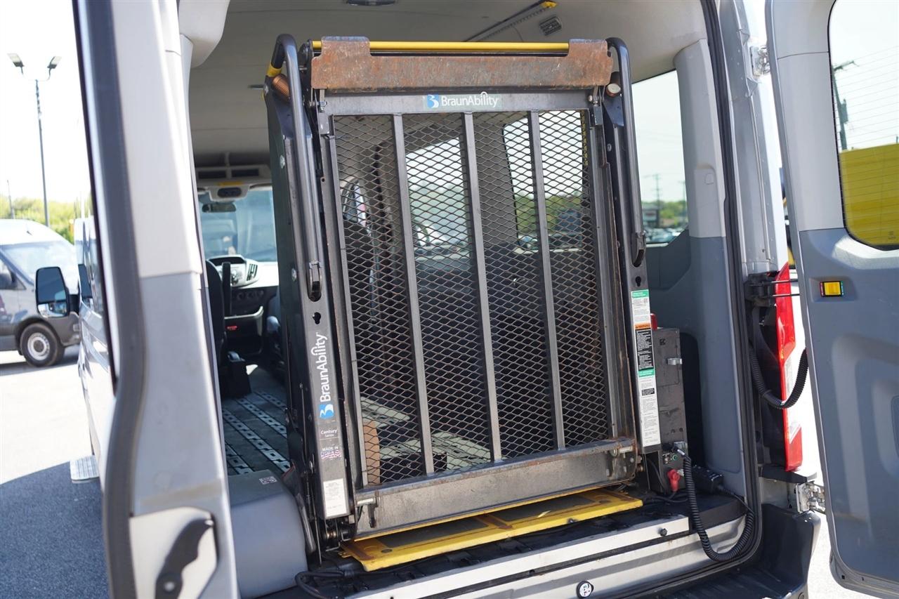 Ford Transit 350 Wagon Med. Roof XL w/Sliding Pass. 148-in. WB 2016