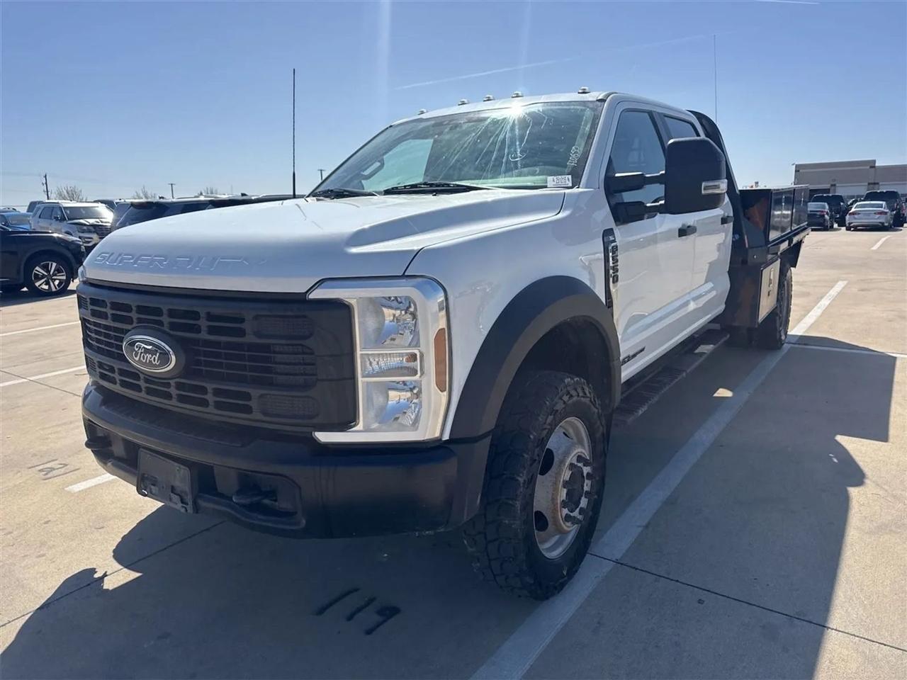 Ford F-550 Crew Cab DRW 4WD 2024