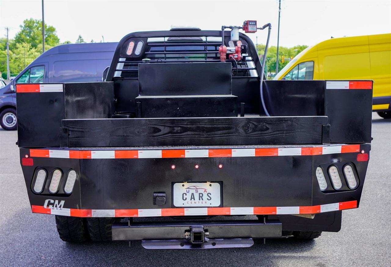 Ford F-550 Crew Cab DRW 4WD 2024