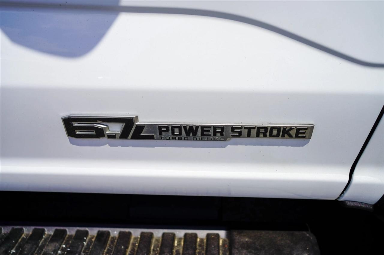 Ford F-550 Crew Cab DRW 4WD 2024