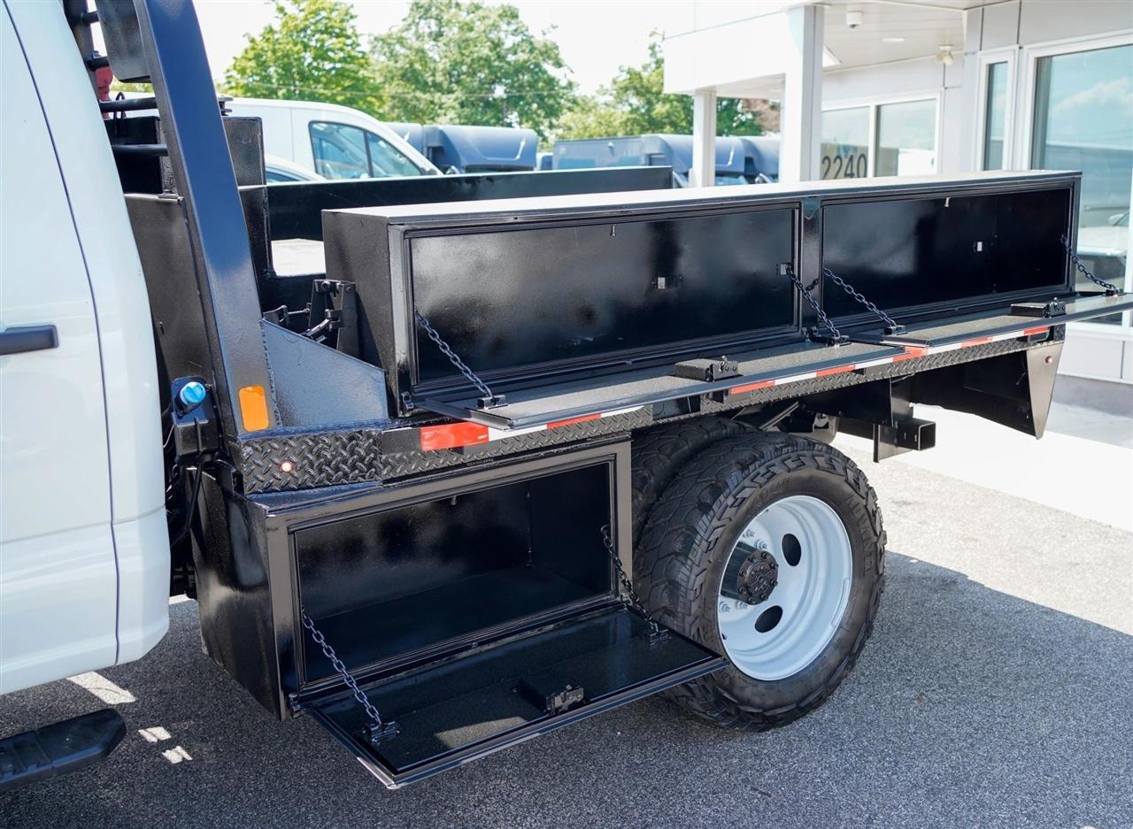Ford F-550 Crew Cab DRW 4WD 2024