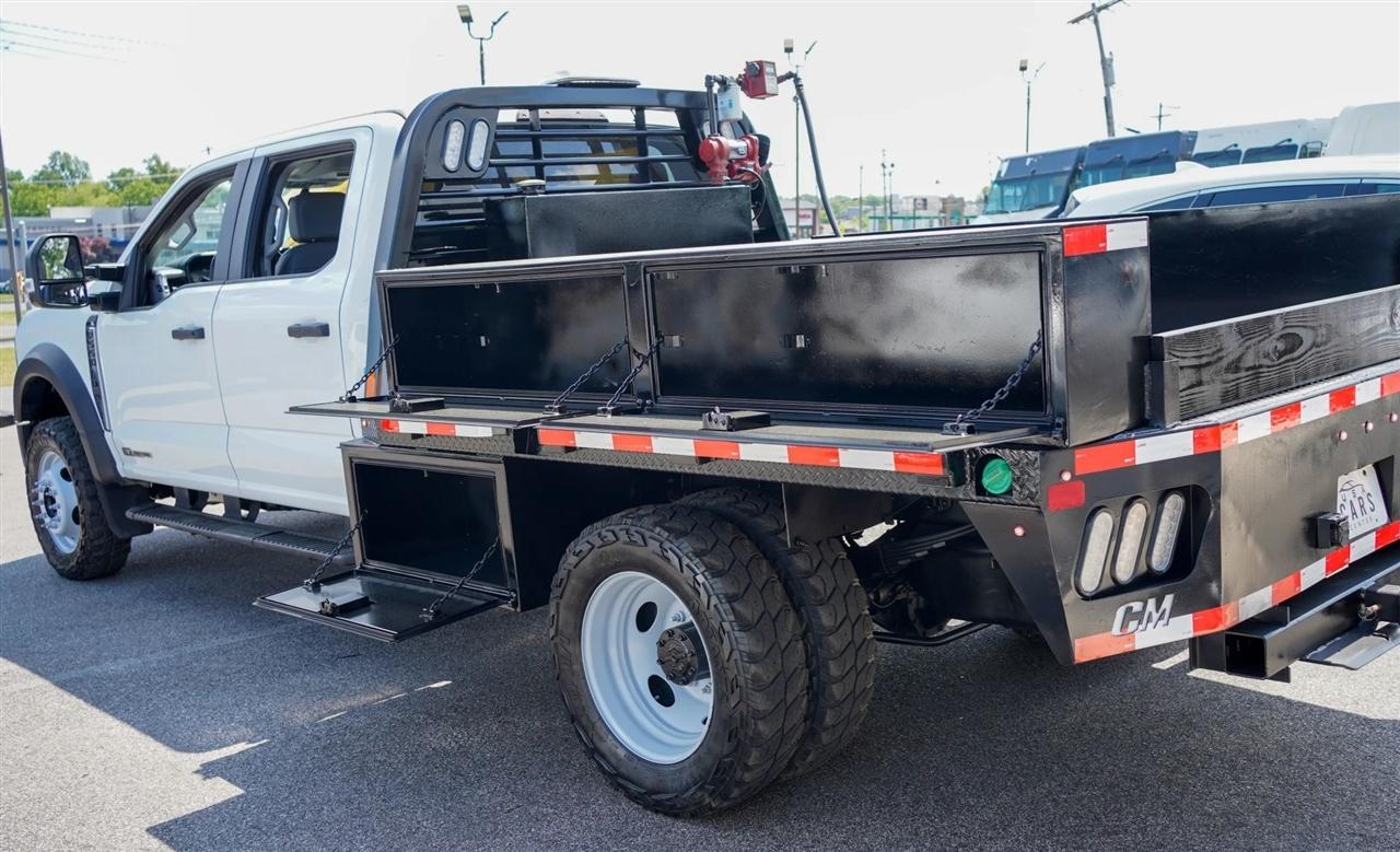 Ford F-550 Crew Cab DRW 4WD 2024