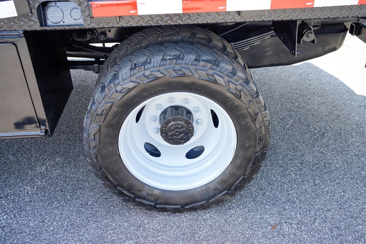 Ford F-550 Crew Cab DRW 4WD 2024