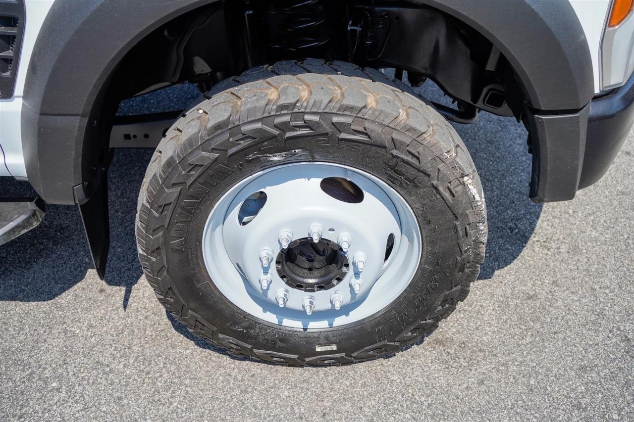 Ford F-550 Crew Cab DRW 4WD 2024