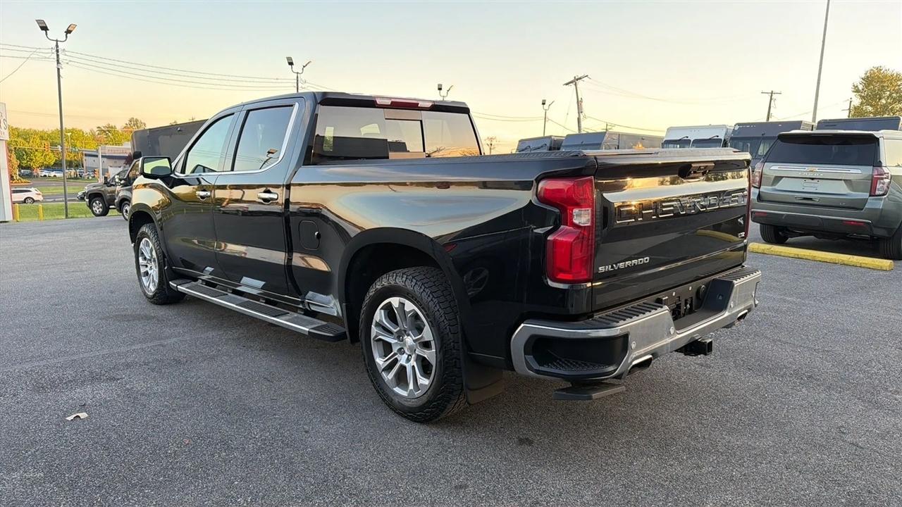 Chevrolet Silverado 1500 LTZ Crew Cab 4WD 2024
