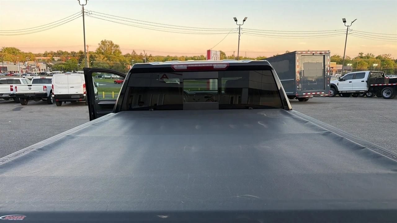 Chevrolet Silverado 1500 LTZ Crew Cab 4WD 2024