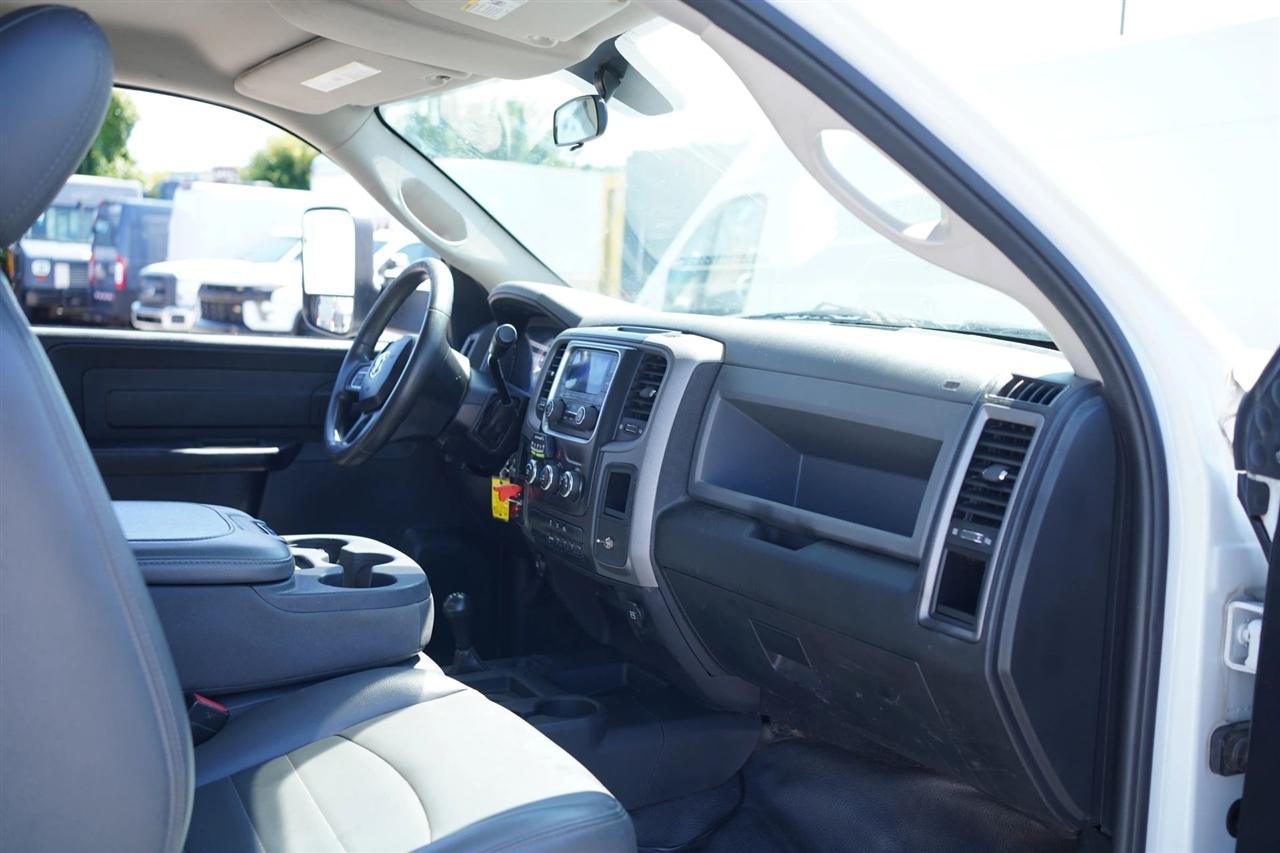 RAM 5500 Regular Cab SWB 4WD DRW 2015