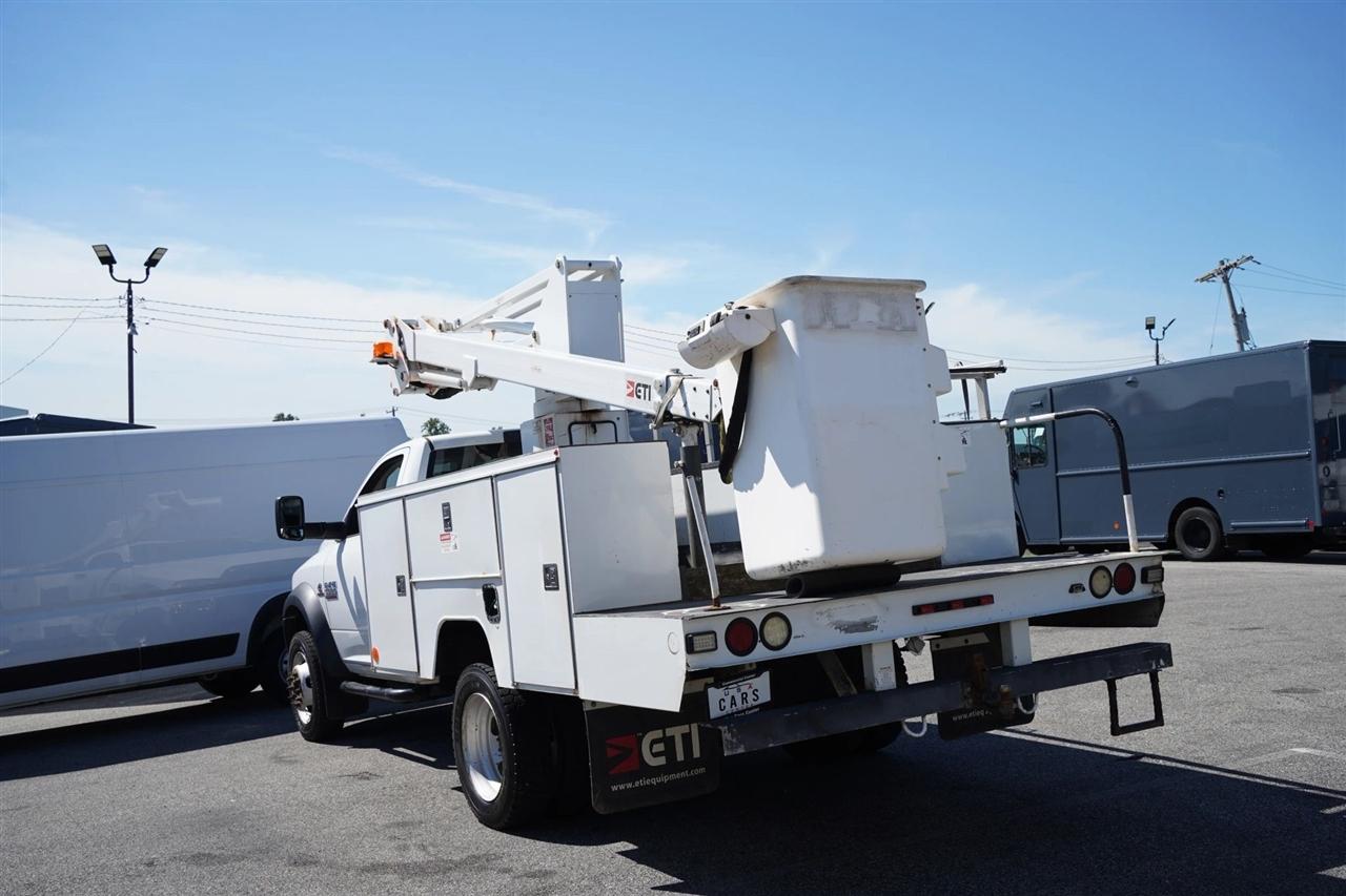 RAM 5500 Regular Cab SWB 4WD DRW 2015