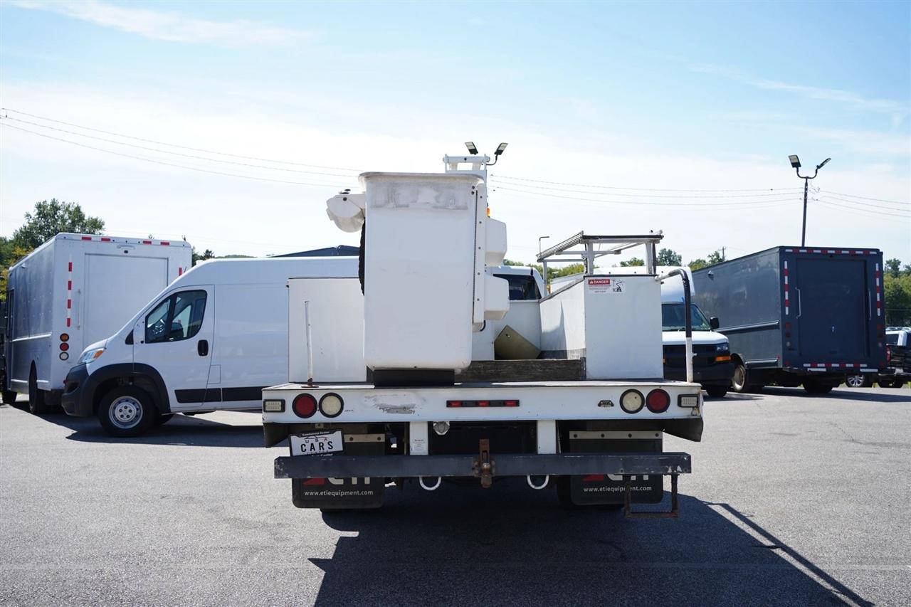 RAM 5500 Regular Cab SWB 4WD DRW 2015