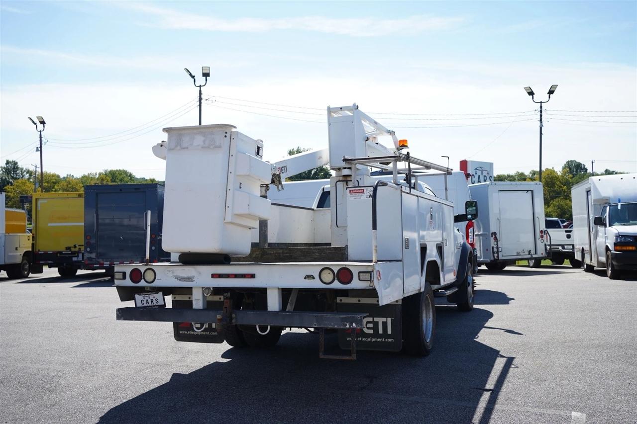 RAM 5500 Regular Cab SWB 4WD DRW 2015
