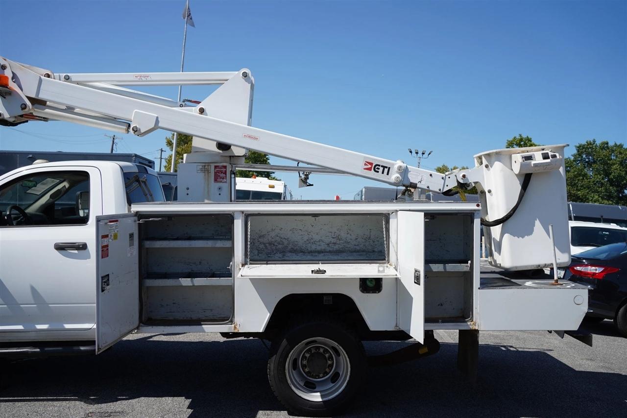 RAM 5500 Regular Cab SWB 4WD DRW 2015