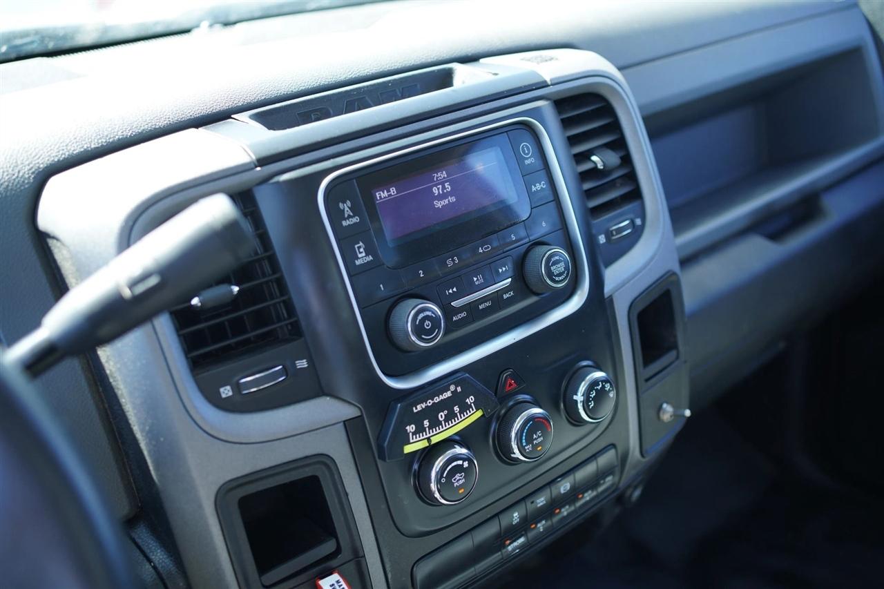 RAM 5500 Regular Cab SWB 4WD DRW 2015