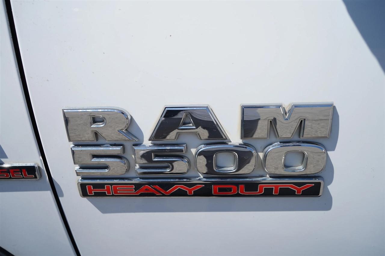 RAM 5500 Regular Cab SWB 4WD DRW 2015
