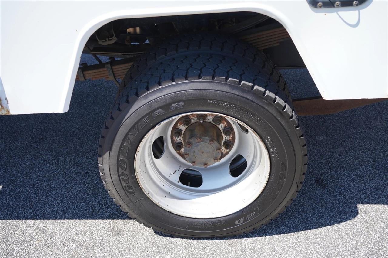 RAM 5500 Regular Cab SWB 4WD DRW 2015