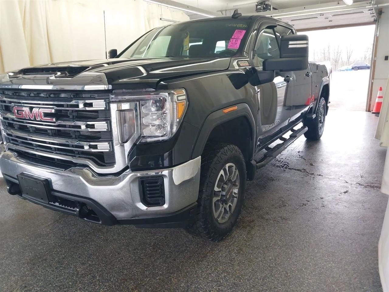 GMC Sierra 2500HD SLE Crew Cab 4WD 2023