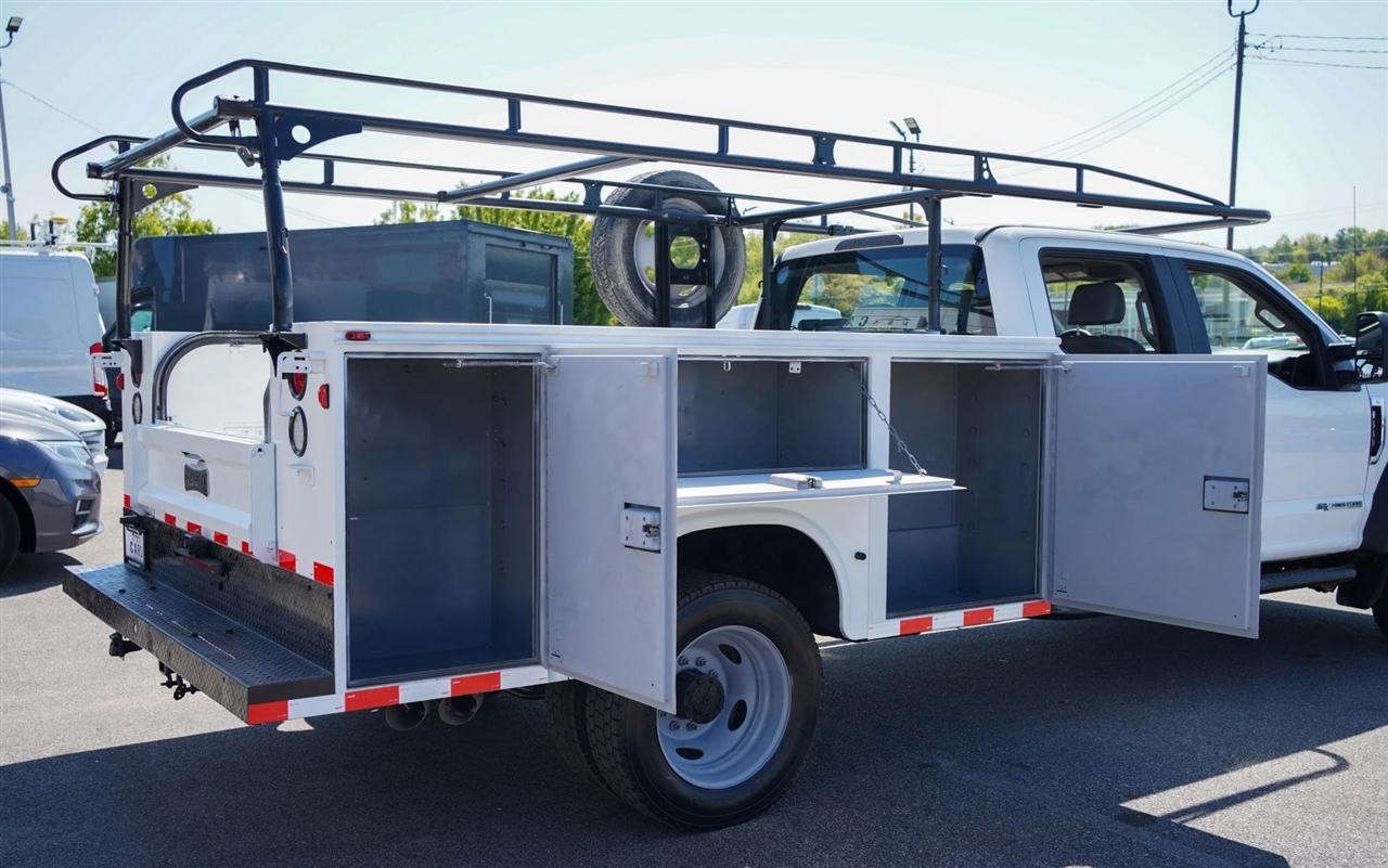 Ford F-550 Crew Cab DRW 4WD 2017