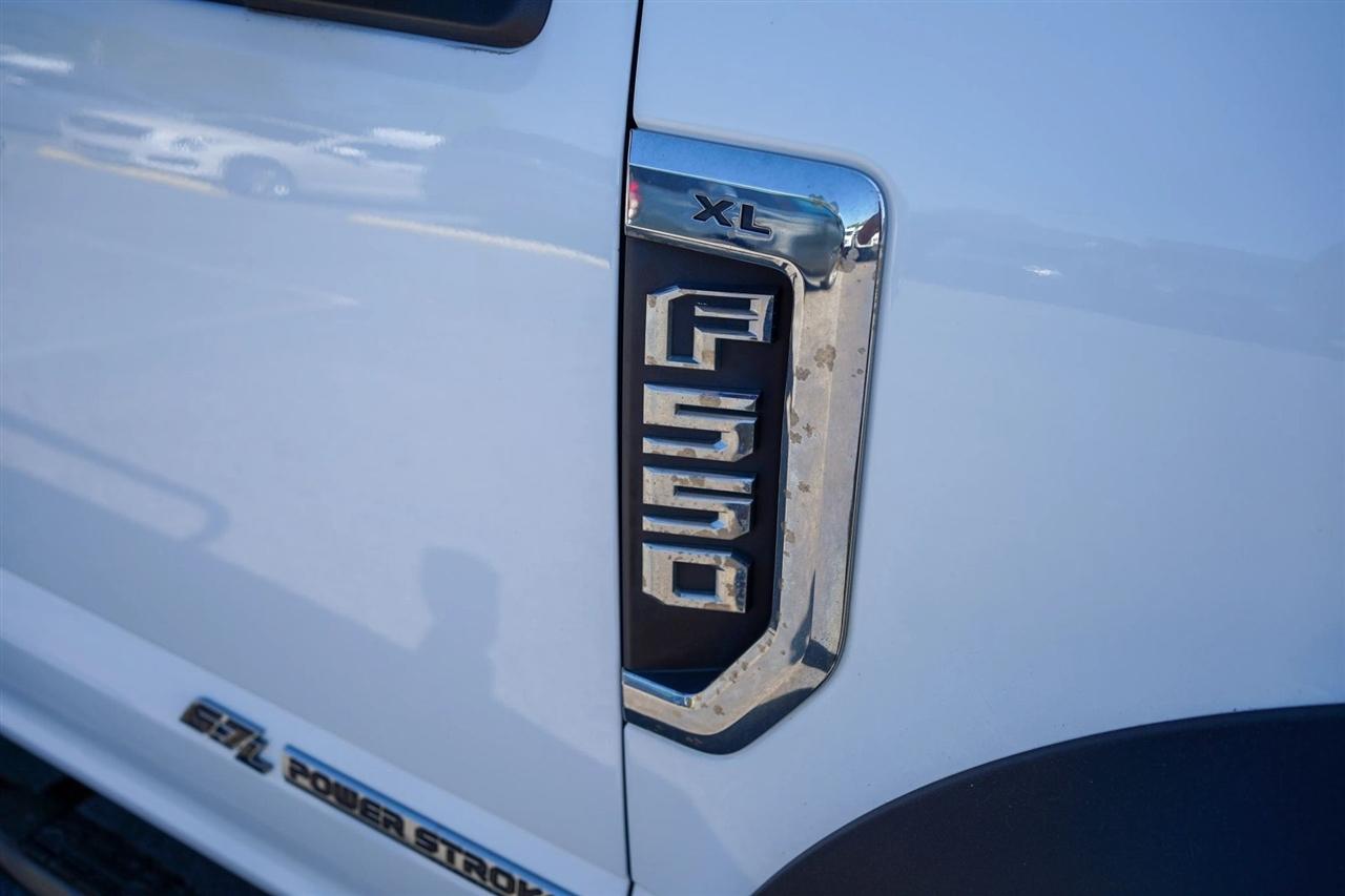 Ford F-550 Crew Cab DRW 4WD 2017