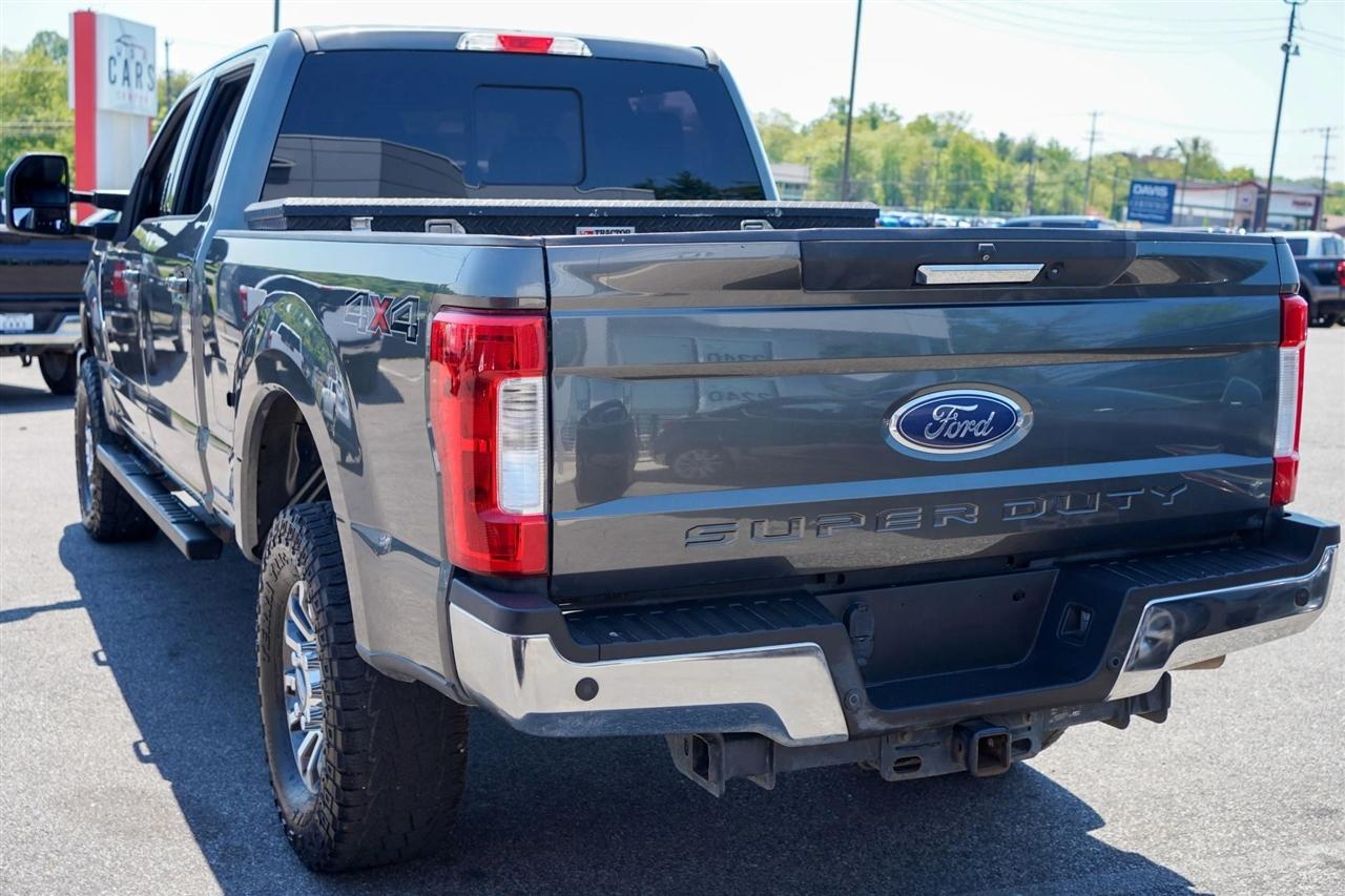 Ford F-250 SD Lariat Crew Cab 4WD 2019