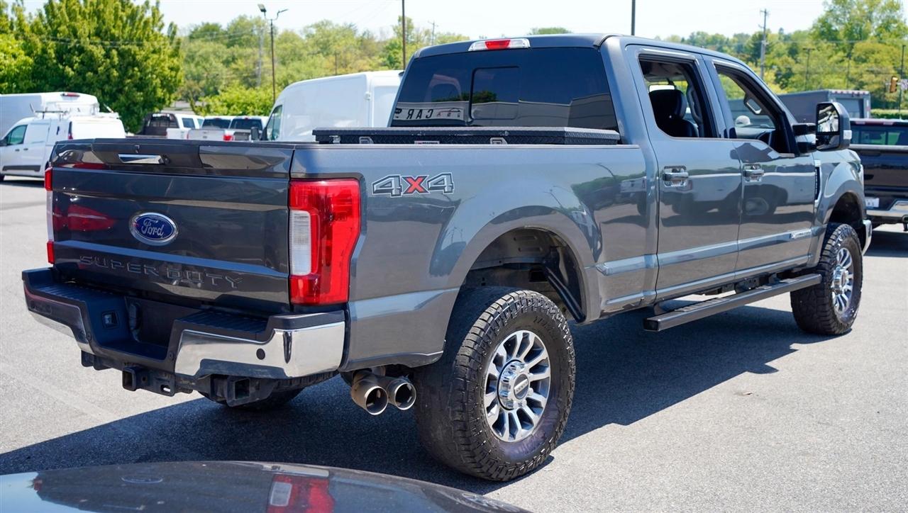 Ford F-250 SD Lariat Crew Cab 4WD 2019