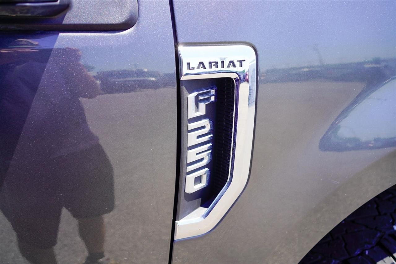 Ford F-250 SD Lariat Crew Cab 4WD 2019
