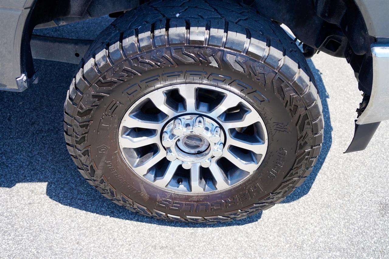 Ford F-250 SD Lariat Crew Cab 4WD 2019