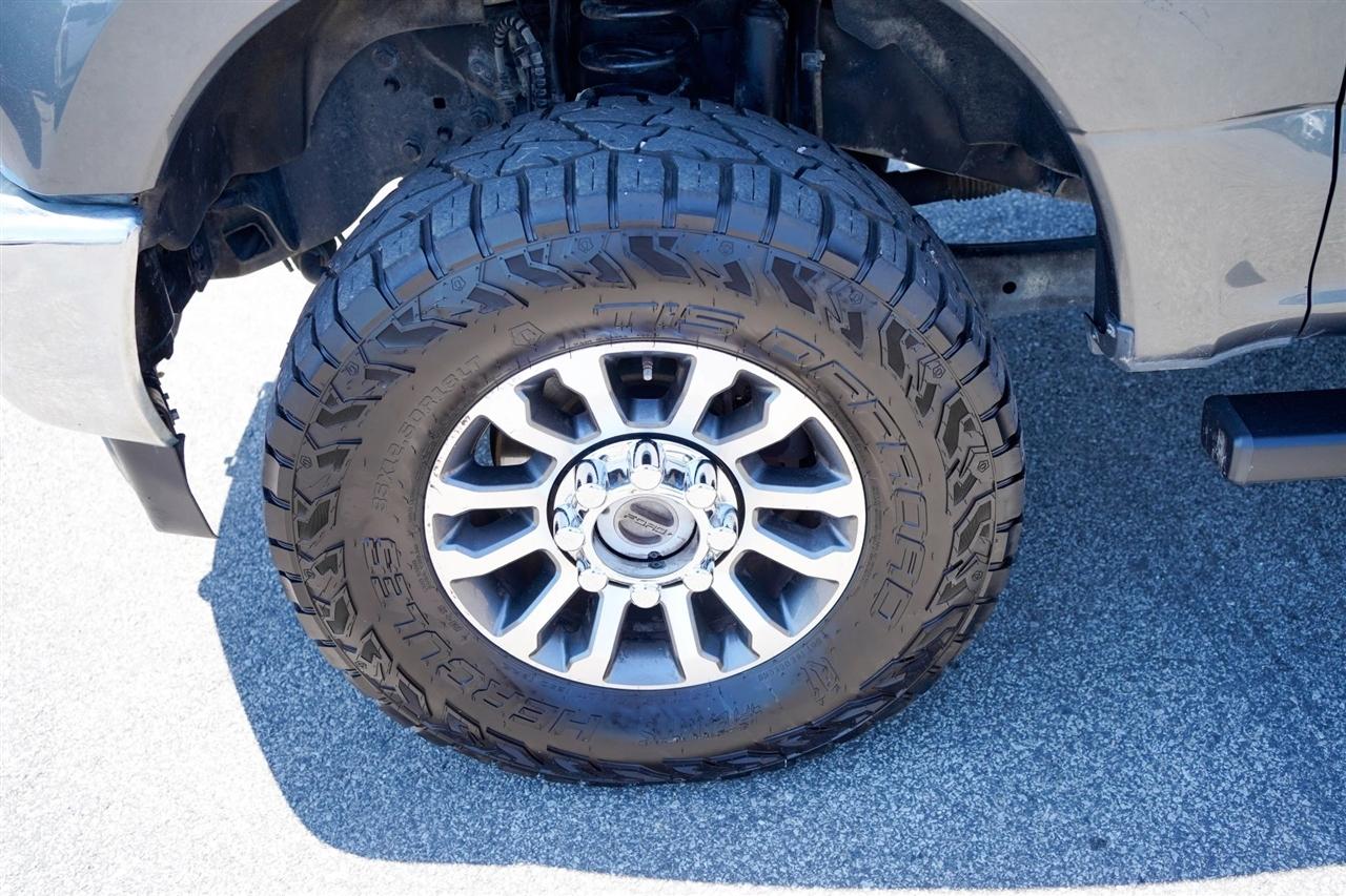 Ford F-250 SD Lariat Crew Cab 4WD 2019