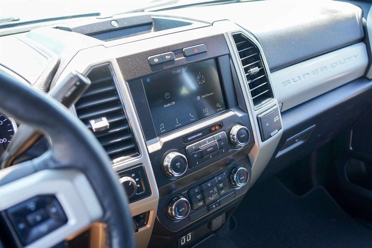 Ford F-250 SD Lariat Crew Cab 4WD 2019