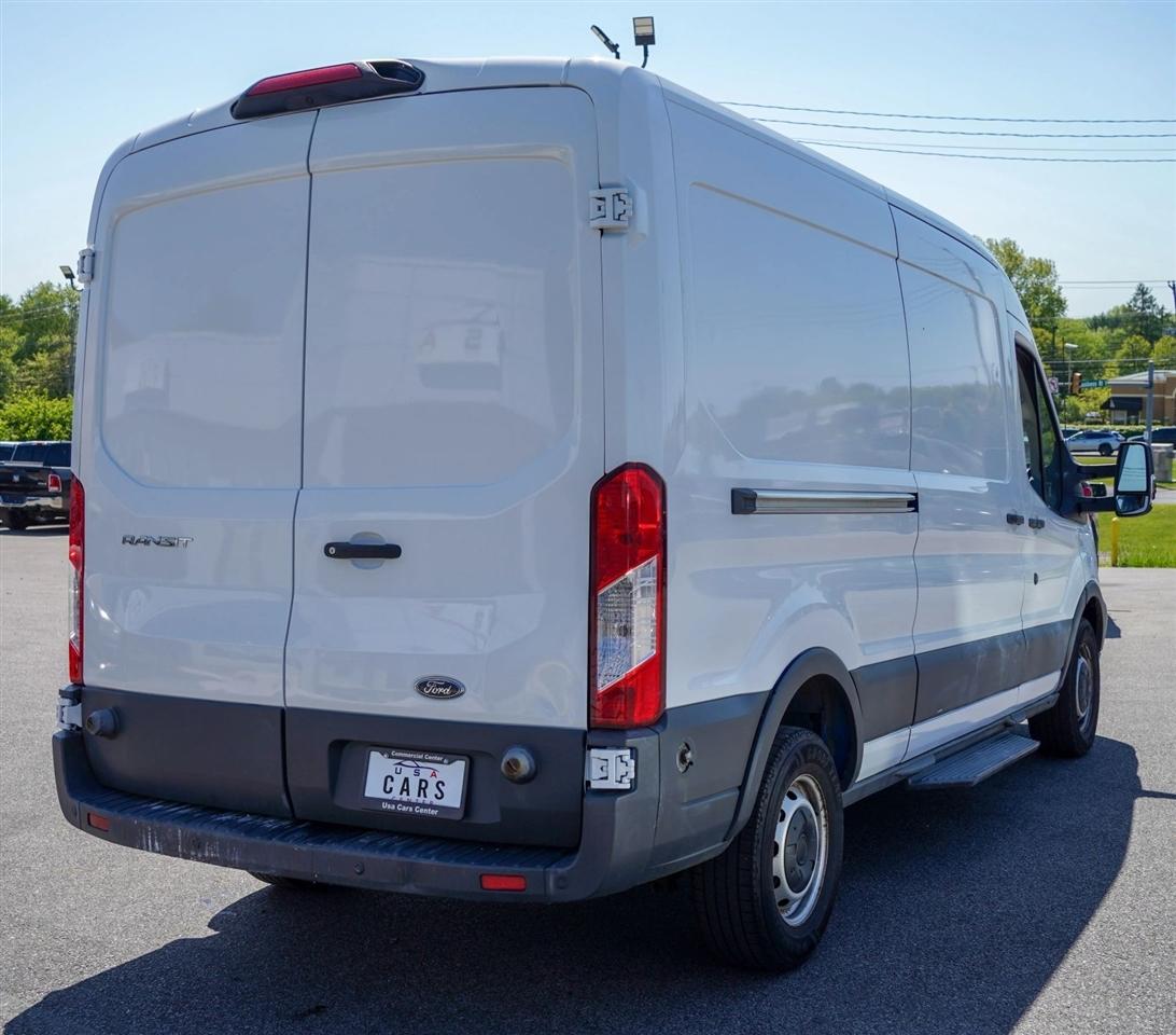 Ford Transit 250 Van Med. Roof w/Sliding Pass. 148-in. WB 2018