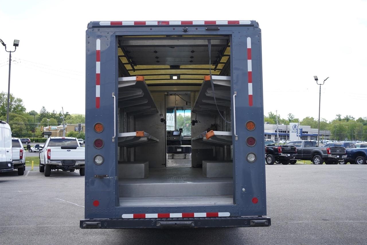 Ford Stripped Chassis  2020