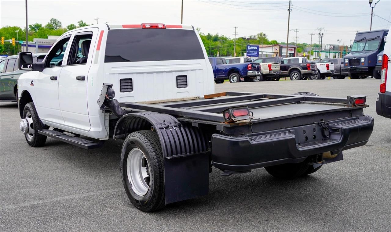 RAM 3500 Tradesman Crew Cab 4WD DRW 2024