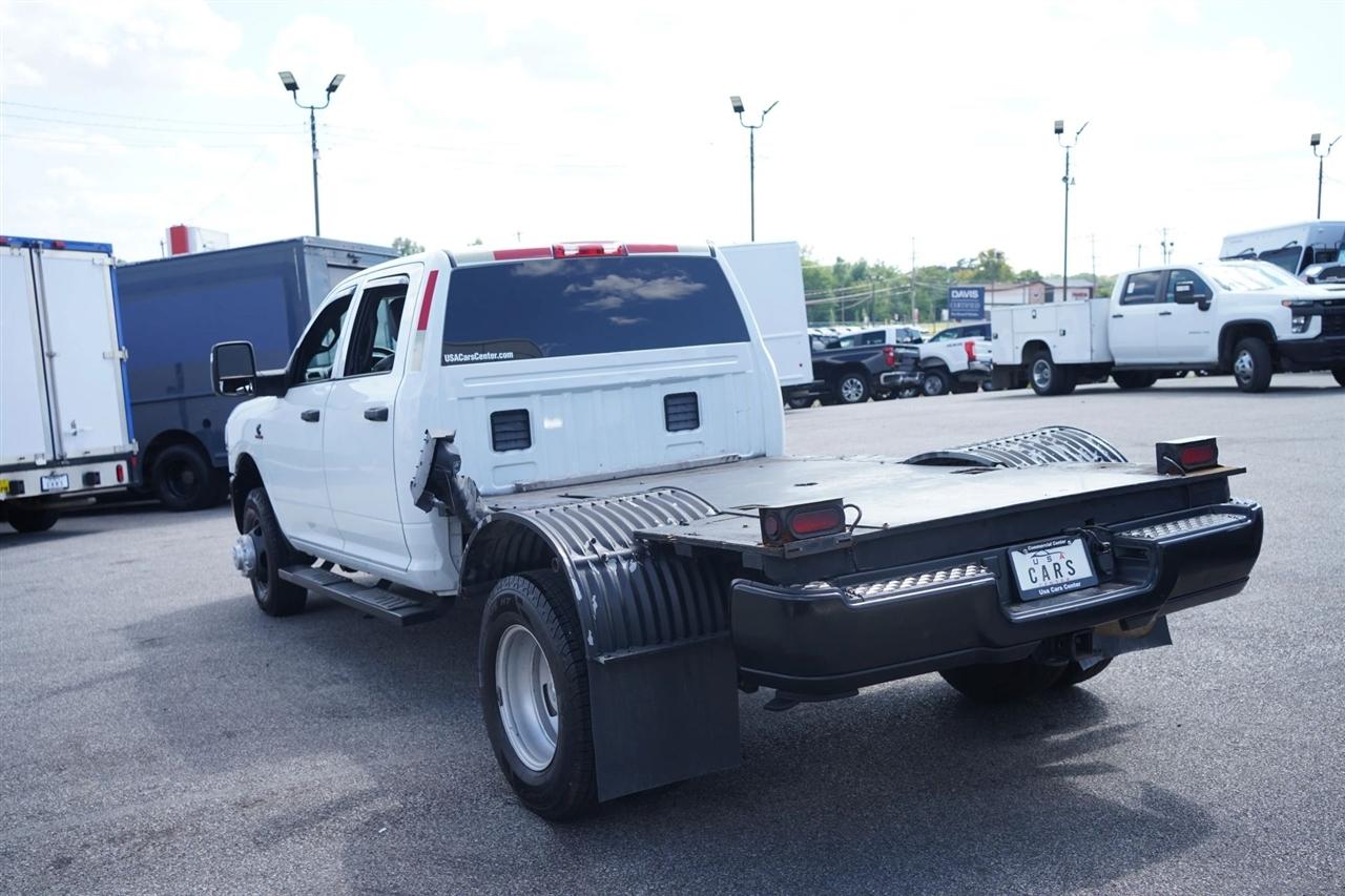 RAM 3500 Tradesman Crew Cab 4WD DRW 2024