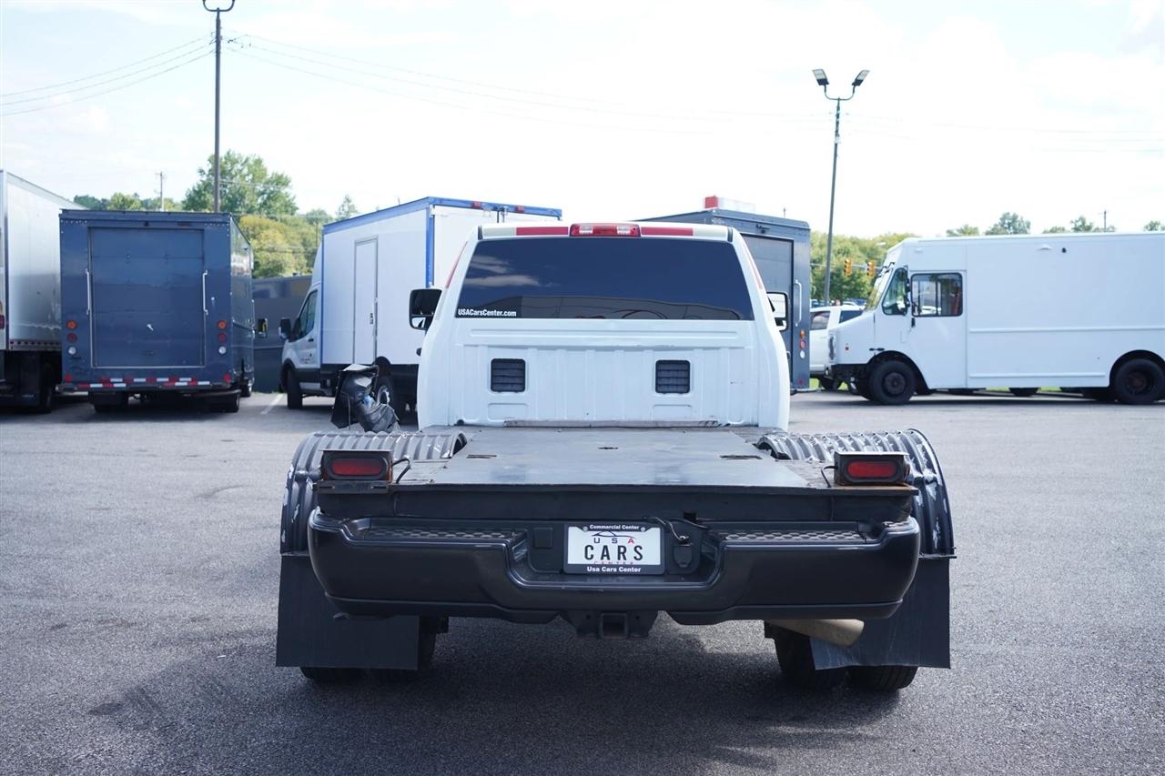 RAM 3500 Tradesman Crew Cab 4WD DRW 2024